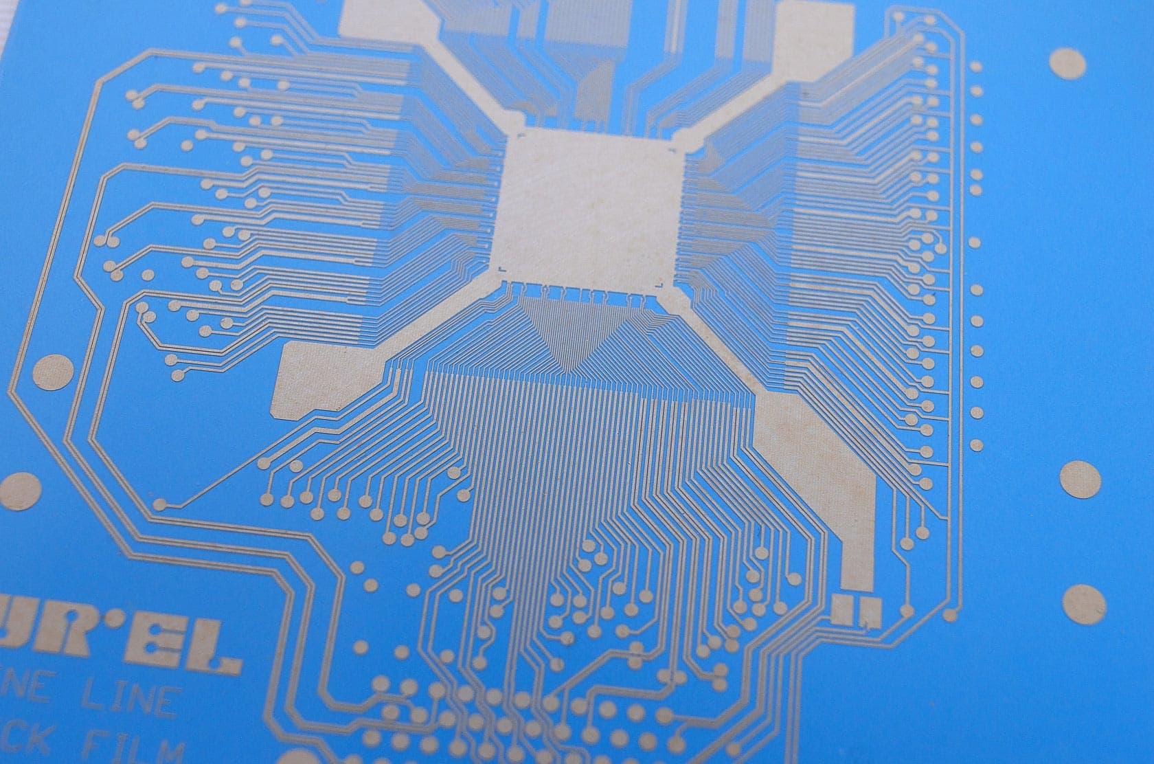 Fine Line Thick Film Hybrids